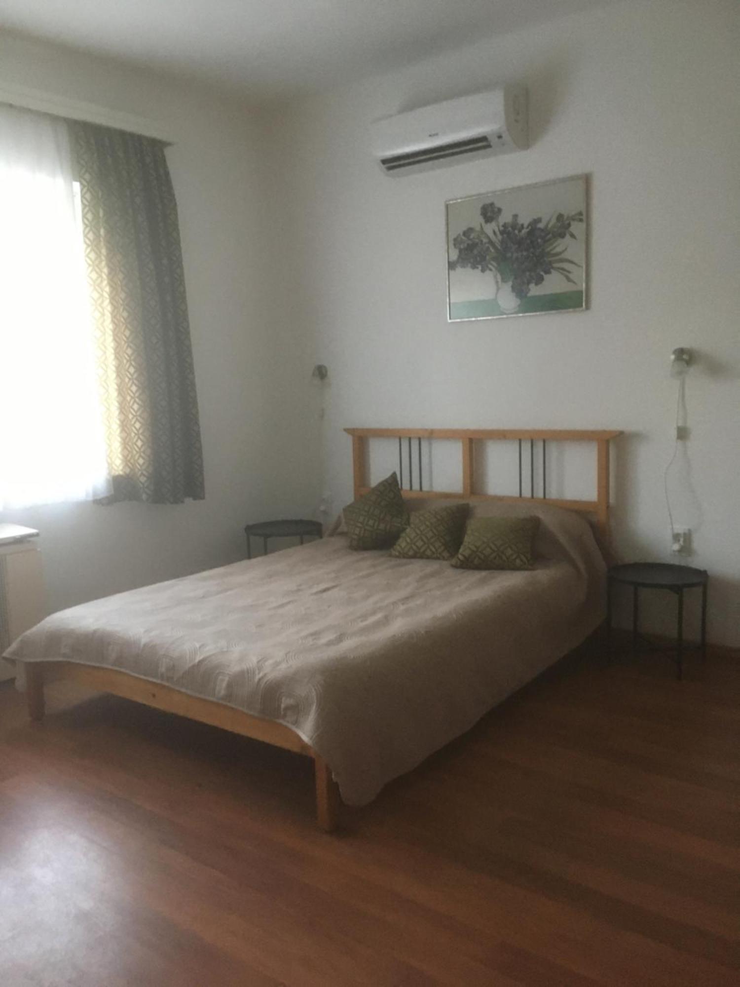 Piroska Vendeghaz Apartment Nyíregyháza Екстериор снимка