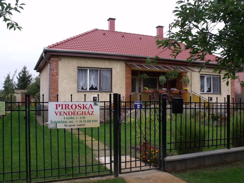 Piroska Vendeghaz Apartment Nyíregyháza Екстериор снимка